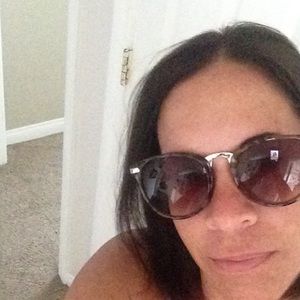 Meet your Posher, Vicki